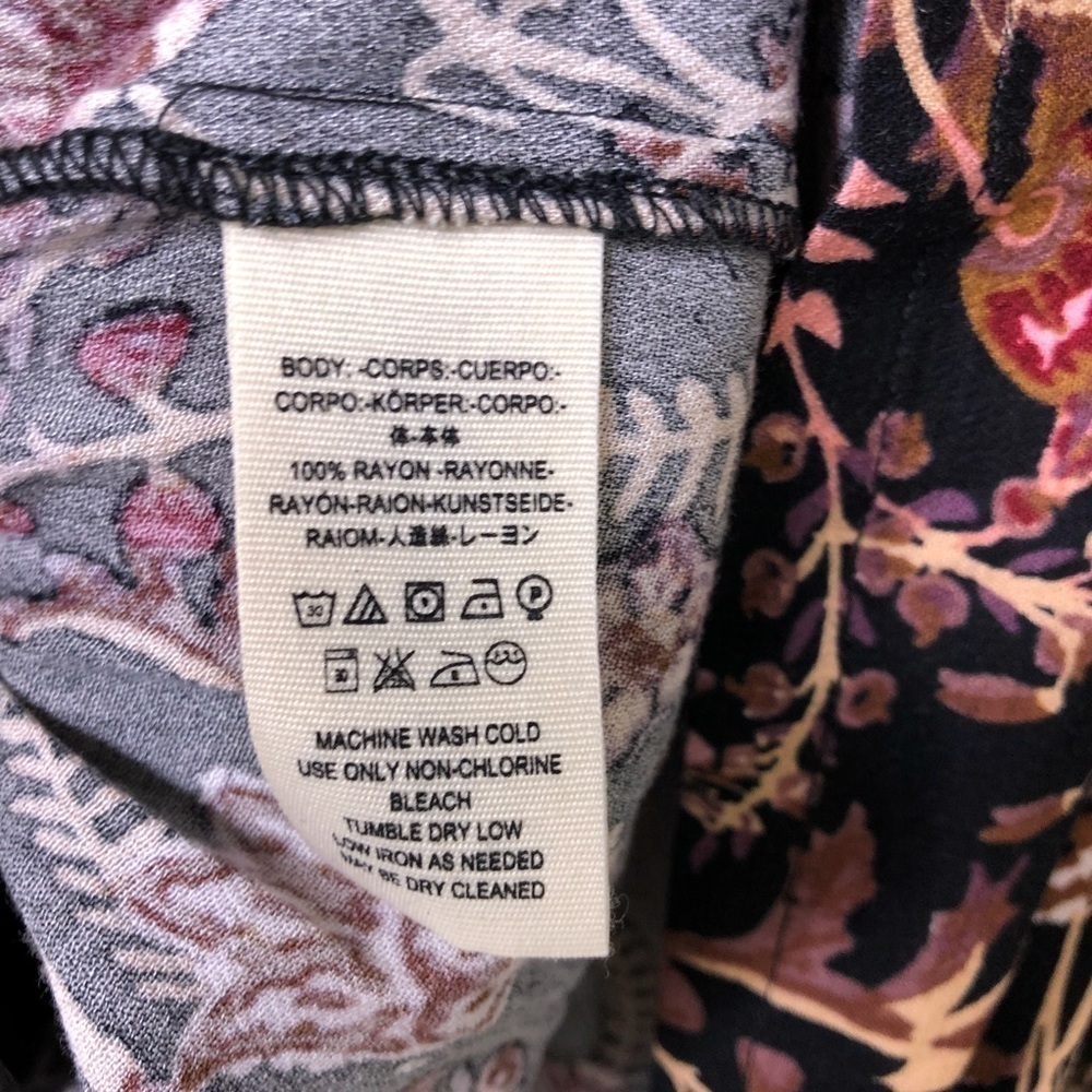 Free People Pretty and Free One Piece Shorts Romper Off the Shoulder Size Small - Picture 8 of 9